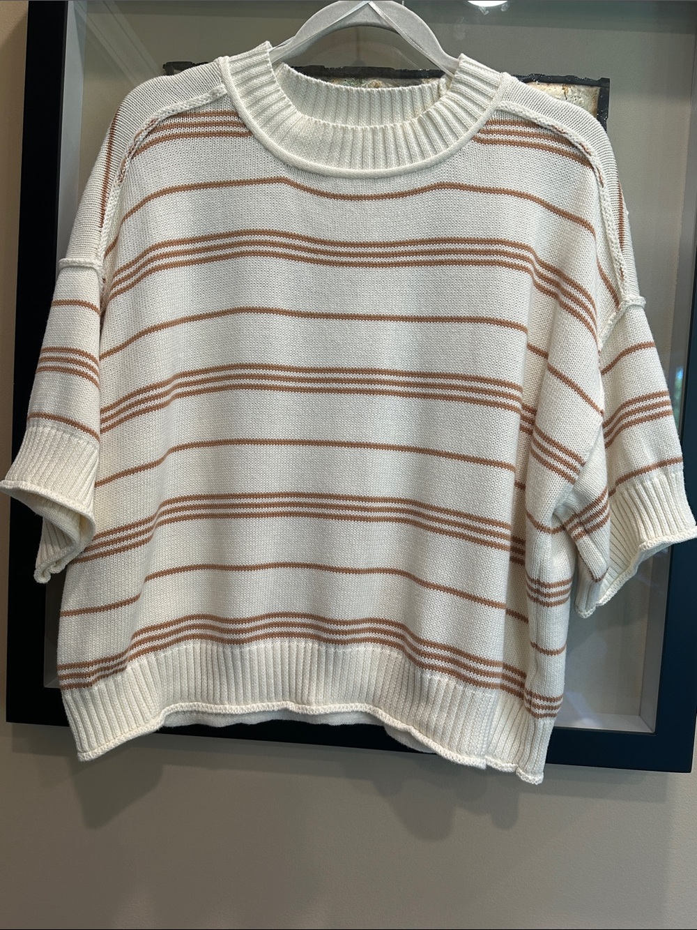 eesome Honey Oat Short-Sleeve Sweater